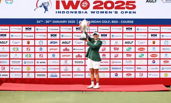 Berjaya di Hari Terakhir, Pegolf Korea Hwang Yoona Juara Indonesia Women's Open 2025